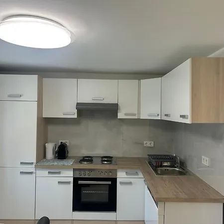 Namali * شيفلينغ آم سي