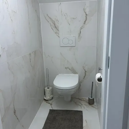 Namali شقة شيفلينغ آم سي